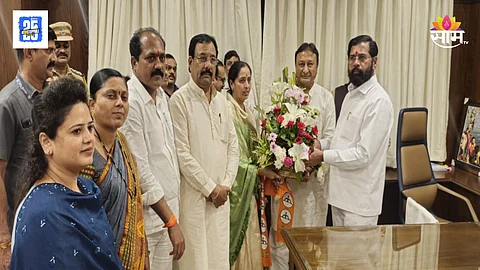 Solapur Shobha Banshetty Join Shiv Sena
