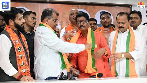 Maharashtra political
