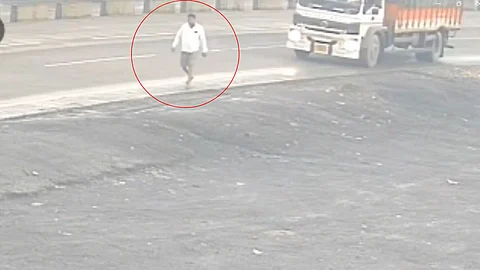 Mumbai Ahmedabad Accident