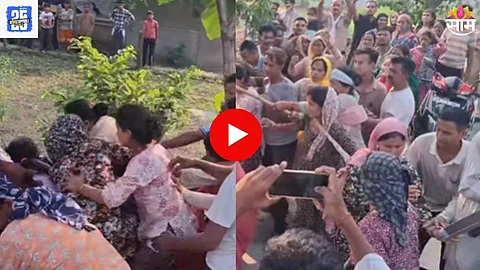 महिलांचा रस्त्यावर राडा! शेजारच्या वादातून सुरू झाली हाणामारी;VIDEO