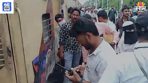 akola train accident