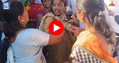 Maharashtra Politics: नगराध्यक्षपदाच्या भाजप उमेदवाराच्या मुलीला मारहाण, बोगस मतदान केल्याचा आरोप; VIDEO समोर