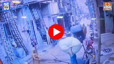Shocking: मुंबईत स्पीकर अंगावर पडून चिमुकलीचा मृत्यू, प्रजासत्ताक दिनाच्या कार्यक्रमादरम्यान भयंकर घडलं; थरारक VIDEO समोर