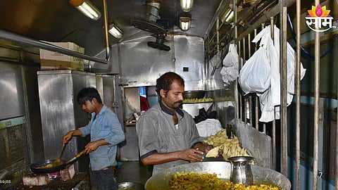 Indian Railways Restarts Cooking in Pantry: