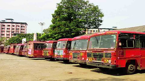 ST Bus Strike: संपामुळे एसटीच्या पुणे विभागाला ६० लाखांचा फटका