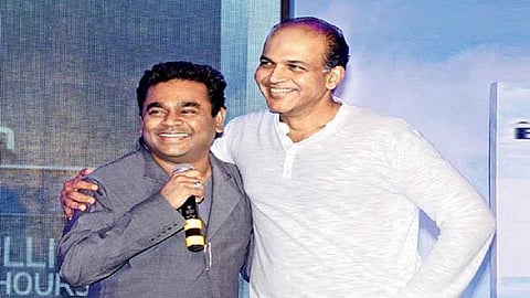 'या' कारणासाठी आशुतोष गोवारीकर यांनी केला ए.आर.रहमान यांना फोन