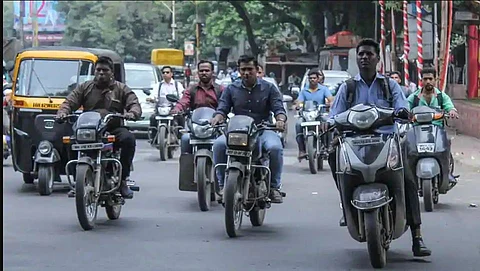 gondia police fine 7 thousand vehicles collected 35 lakhs in 80 days sml80