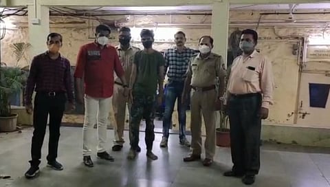 Kalyan Railway Police have arrested a youth for making a fake identity card