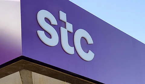 STC تنهي التعاقد مع الموظف العربي المسيء للمملكة