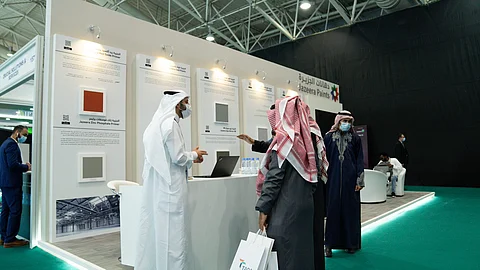 مشاركة دهانات الجزيرة في المؤتمر الدولي لتكنولوجيا البترول