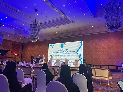 "تقنية البنات بجدة" تختتم مشاركتها في مؤتمر الابتكار والذكاء الاصطناعي