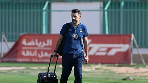 مدرب الأهلي المقال بيسنيك هاسي