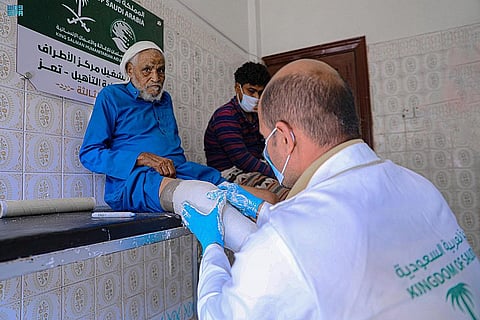 بالصور.. 498 شخصًا يستفيدون من خدمات مركز الأطراف الصناعية في تعز خلال فبراير