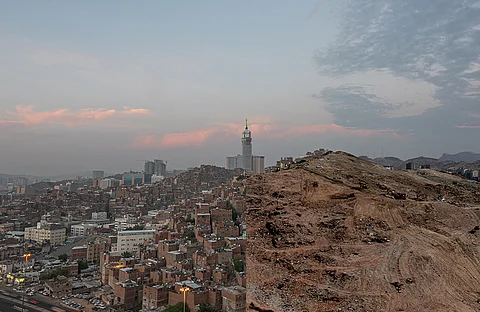 شاهد من مكة.. صورة تعكس الاختلاف بين واقع النكاسة قبل فبراير وبعده