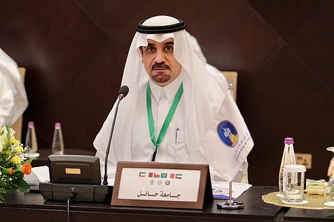 رئيس جامعة حائل راشد بن مسلط الشريف