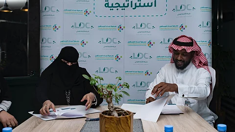 الدوسري والطويهر يوقِّعان شراكة إستراتيجية