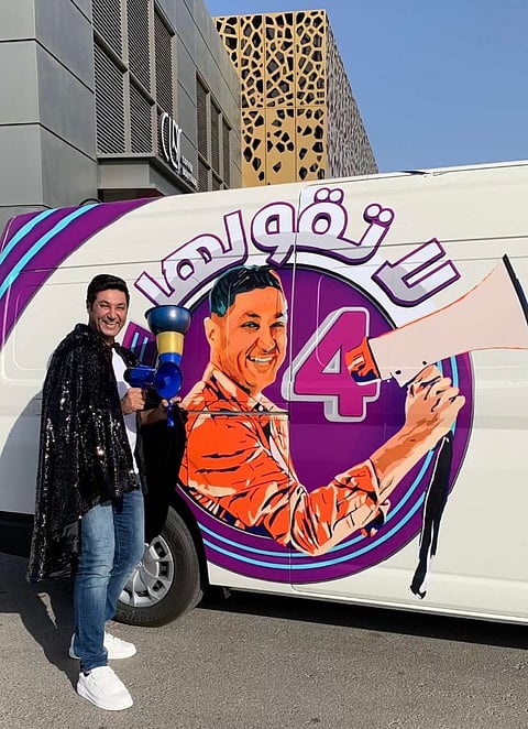 مقدم برنامج "لاتقولها" هشام الهويش