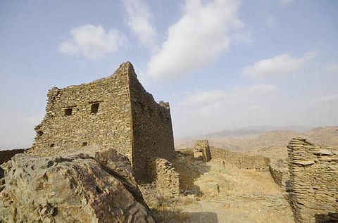 قمة وعسكر ومؤن.. حصن "ماغص".. جدران منيعة وتاريخ متحفي يروى