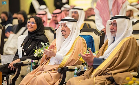 أمير الرياض يرعى حفل تدشين تطبيق "تبيان" لتفسير القرآن الكريم بلغة الإشارة