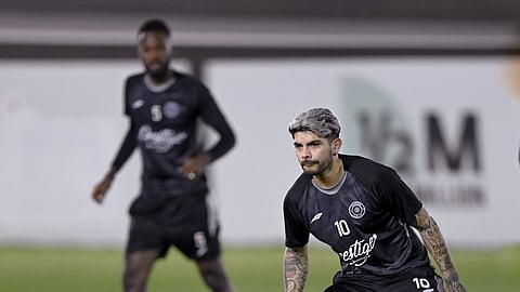 محترف نادي الشباب إيفر بانيغا