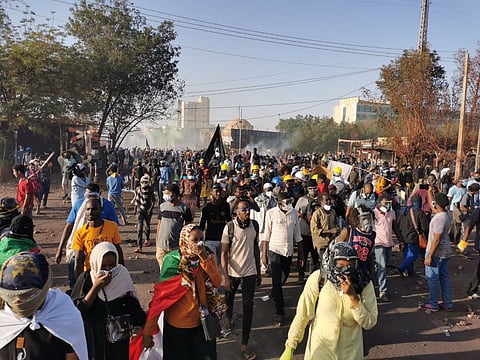 سودانيون يحتجون على الارتفاع الحاد في أسعار الكهرباء والوقود والخبز