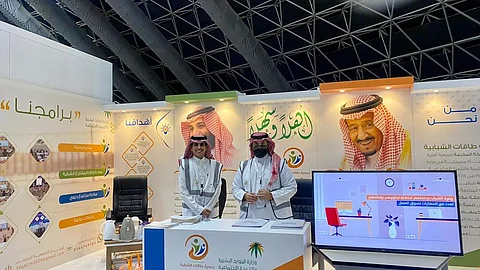 "طاقات مكة" تبادر لمساعدة الشباب في مشاريع عالم تجارة العود والعطور