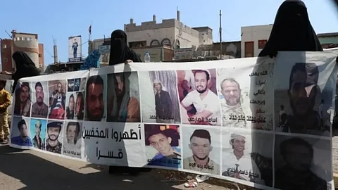 صور مختطفين في سجون الحوثي الحوثيين