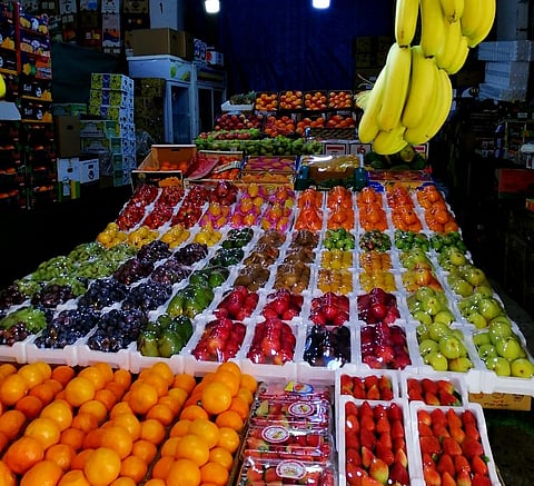 سوق الخضار المركزي بجدة يشهد ارتفاع حجم المحاصيل الزراعية الواردة إليه يومياً