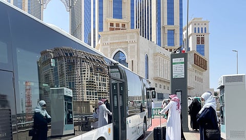 100 ألف مستخدم لحافلات مكة على 4 مسارات تجريبية