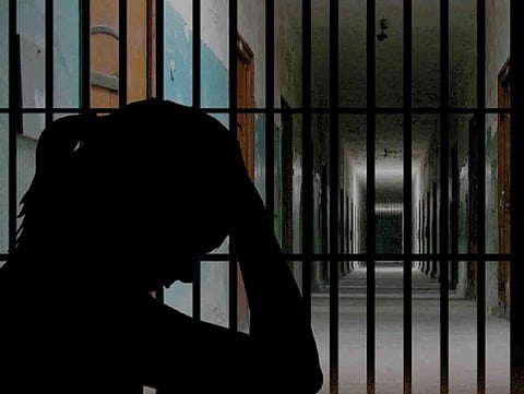 باستخدام زيت الطبخ.. جزائريةٌ تحاول قتل زوجها بطريقة غريبة