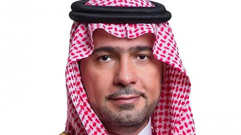 وزير الشؤون البلدية والقروية والإسكان ماجد بن عبد الله الحقيل