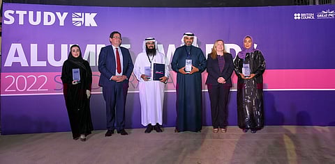 بحضور السفير البريطاني.. المملكة المتحدة تُكَرّم الخريجين السعوديين من جامعاتها