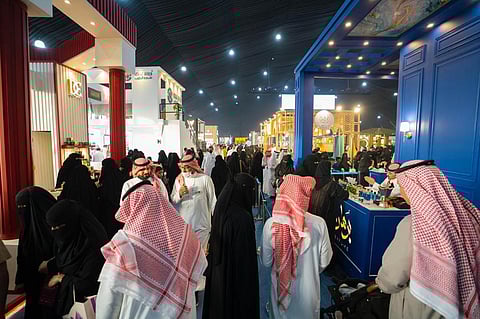 اختتام معرض "دلني على الطيب" في عنيزة