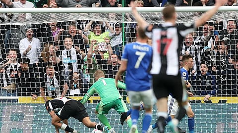 "نيوكاسل" ينتزع الفوز من" ليستر"