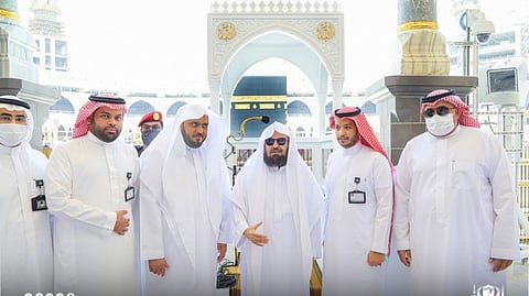 الشيخ عبدالرحمن السديس يدشن المنبر الجديد للحرم المكي