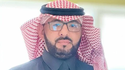 مدير مستشفى صامطة يحيى مهدي