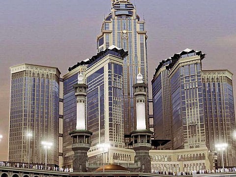 "المركزي": المواطنون حجزوا فنادق بأكثر من مليار ريال في أبريل