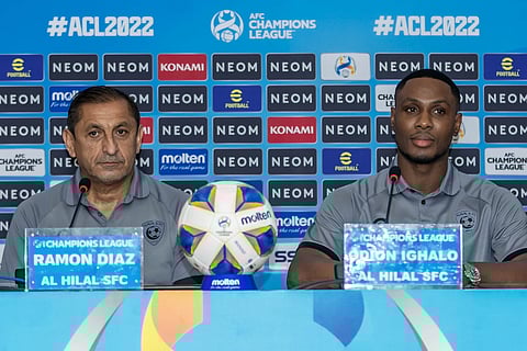 مدرب الهلال رامون دياز والمهاجم أوديون إيغالو