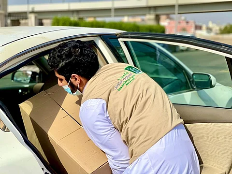 جمعية رعاية الأيتام توزع بجدة سلال غذائية للأيتام وأسرهم
