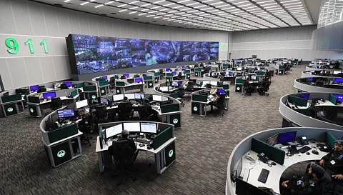 مركز العمليات الأمنية الموحدة (911)