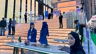 جناح الخطوط السعودية في سوق السفر العربي بدبي