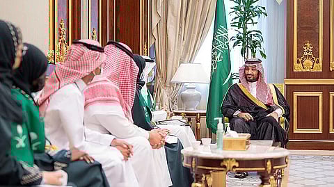 ولي العهد يستقبل أبطال آيسف 2022