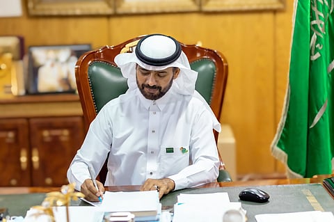 مدير تعليم القنفذة محمد الزاحمي