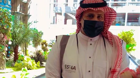 "الجمعية السعودية للإدارة الصحية" تُعايد الأطفال المنومين في مستشفيات جدة