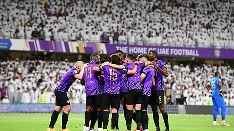 فريق العين الإماراتي الأول لكرة القدم