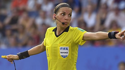 لأول مرة في تاريخ المونديال.. سيدات يحكمن مباريات كأس العالم 2022