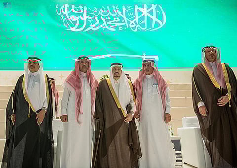 الأمير فيصل بن بندر يحضر الحفل