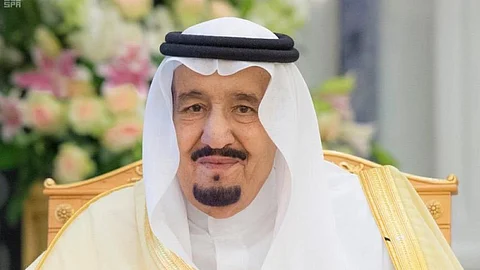 خادم الحرمين الشريفين الملك سلمان بن عبدالعزيز آل سعود - حفظه الله -