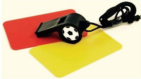 الحنفوش يقود مباراة الرائد والشباب.. والقرني مواجهة الحزم والباطن