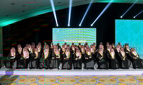 صورة تذكارية للخريجين